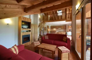 Image of 300m from shops, fitness, swimming pool, terrace, balcony, tv, ski locker, 40m², Montgenèvre