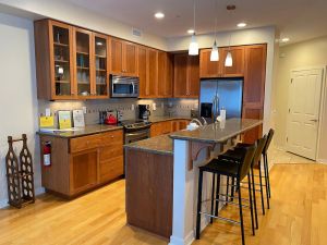 Image of Ultra Modern Condo located in the Heart of Yachats! Walk to everything!