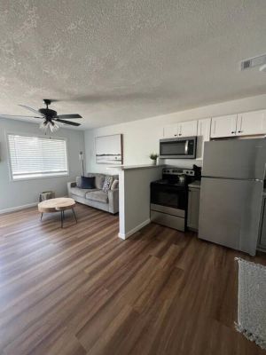 Image of 1 BR Apartment close to Downtown