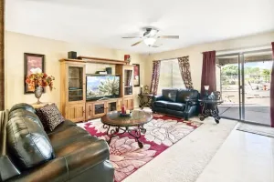 Image of Private Florence Getaway 15 Minutes to Historic Downtown!
