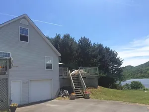 Image of Lakeside Snowmobile - Ski Villa, 4BR 2BA, sleeps 10