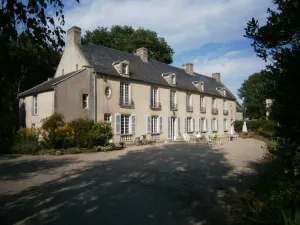 Image of 18th house with character, very comfortable