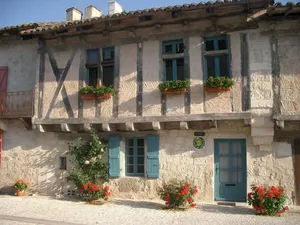 Image of In a listed village, half-timbered house overlooking a wooded valley