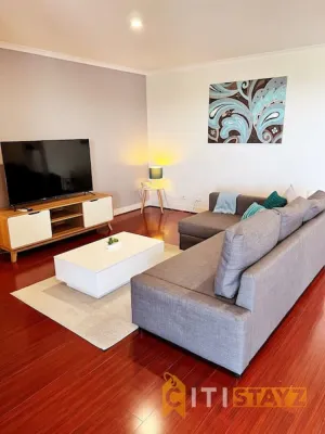 Image of Spacious 1bd Penthouse - Close to ANU