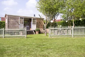 Image of Secluded and Luxurious Shepherd's Hut