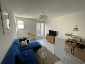 Image of 2 rooms with parking in the heart of town - Bright and quiet apartment