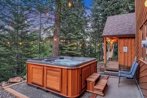 Image of Modern 3BR Mountain Home Near Red Rocks & Trails