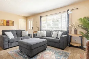 Image of Southwest· 3-Bedroom Haven with Pool Table