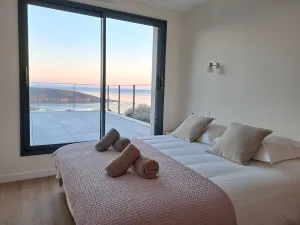 Image of Villa Avec Piscine Intérieure et vue mer Sauvage