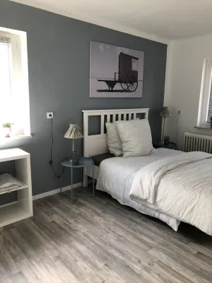 Image of 2 bedroom, 80 sqm bright upper floor apartment in city villa. City center location.