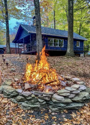 Image of Cozy Lake View Cabin on Lake Wallenpaupack with beach area access!!!