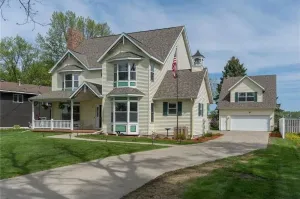 Image of Bell House on Madison Lake -  Summer Dates Available!