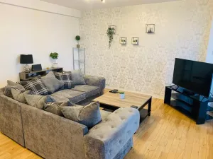 Image of Modern 2 bedroom apartment near Glasgow Airport