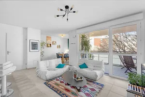 Image of Beautiful And Spacious Apt At 19 Min From Downtown