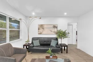 Image of 2 Bedroom House Minutes From Beach And Casino Db1