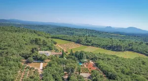 Image of Domaine de Conillières - Gite Garrigue Pisicne very calm and full of nature