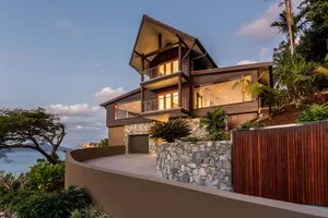 Image of Horizons on Hamilton Island by HIHA