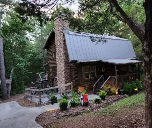 Image of Travelers Rest Cabin