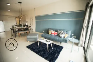 Image of Jobee Setiawalk PUCHONG \/5-7 PAX\/ IOI MALL\/Sunway Pyramid\/5 mins LRT station