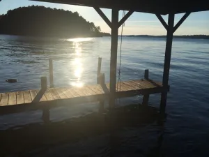 Image of Relaxing Lake Front property with sandy beach! 5 mins from public boat launch