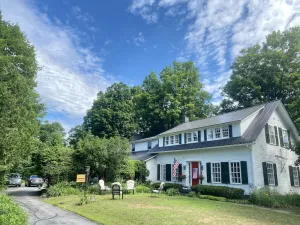 Image of Artful Lodging & Retreats