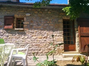 Image of Detached house with garden in the village of Quézac