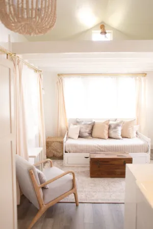 Image of Tiny 1BR guesthouse close to OU campus