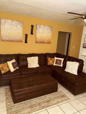 Image of Lovely 2 Bedroom Condo With *Free Parking and WiFi*