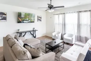 Image of Luxury Townhome by LSU campus
