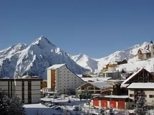 Image of Two Bedroom Apartment 50 Metres from the Slopes with Stunning Alpine Views