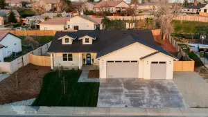 Image of **NEW Luxury 4Bdrm Home \/ Adventure Base Camp**