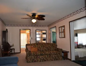 Image of 5 minutes to Little River Lake! Three-Bedroom Cottage -Accommodates 7 guests
