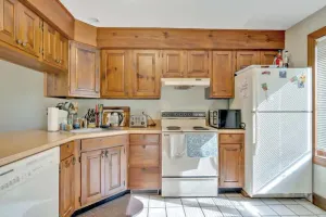 Image of Spacious Home, In the Quechee Woods | Saltbox 9D