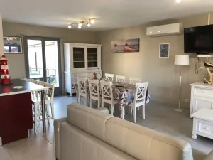 Image of Maison for 8 people, Air conditioning, Enclosed garden, Wifi, Parking
