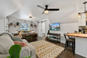 Image of Bright, colorful & cozy studio in oldtown Timnath. Walking distance to a brewery