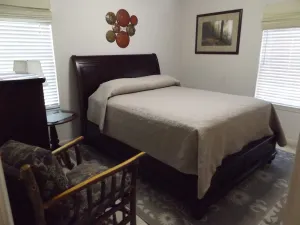Image of 2 Queen Beds; 2 Double Beds; 2 Single Beds; Sofa Twin.  Sleeps up to 11
