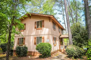 Image of Lake View Vacation perfect place to unwind & only 1 mile from Callaway Gardens!