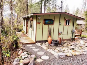 Image of Mt Rainier Little Green Cabin On Big Creek!