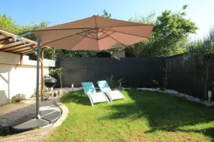 Image of Beautiful little house with private garden, near beach and countryside. Quiet rental
