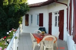 Image of House capacity 6 people in the center of the city