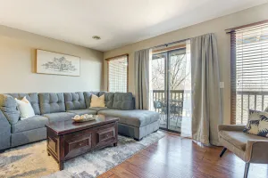 Image of 2 Mi to Silver Dollar City: Condo in Branson West