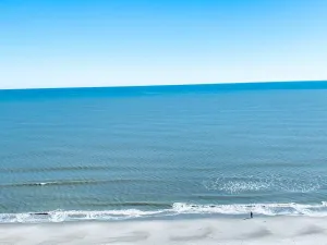 Image of Ocean Dunes Tower II #7 Beautiful Ocean view pool