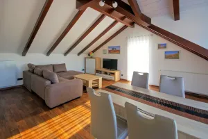 Image of Modern apartment with plenty of space for 4 people