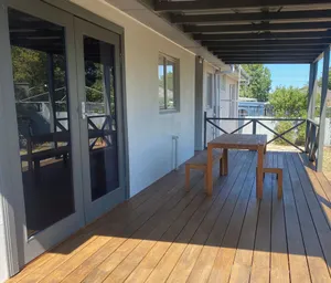 Image of Private 3Bed Home with Large Deck Central Location