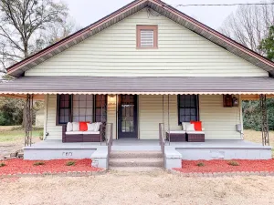 Image of Peaceful & Family Friendly 3BR w\/ Large Backyard