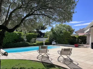 Image of Villa with swimming pool, Domaine du Golf, between sea and town