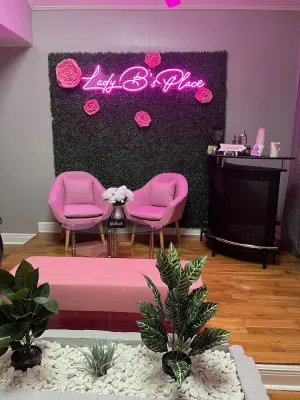 Image of Lady B's Place-5-10 Min from Bywater & QTRs with O\/S Parking