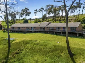 Image of 1 bedroom studio very quiet with farm view in Heathcote junction.