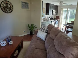 Image of Cozy Cabin In Roselle