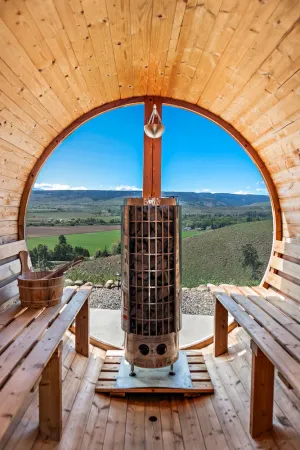 Image of Luxury Vacation Rental with Premium Cedar Wood Sauna, Hot Tub, and Cold Plunge